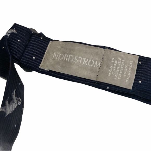 NORDSTROM Big Boy's Navy Blue Polar Bear Bow Tie NWT Adjustable Band Silk - Picture 2 of 4